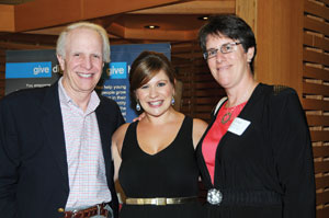 Jewish Federation donors enjoyed a great evening featuring hometown entertainer Cara Fish at the Jewish Federation’s donor thank you event Aug. 2. Shown here are David Gale (from left), co-chair, Jewish Federation General Annual Campaign, Cara Fish and Lisa Bernard, co-chair of the Women’s Division Campaign. With 325 people in attendance, the evening was a great success.